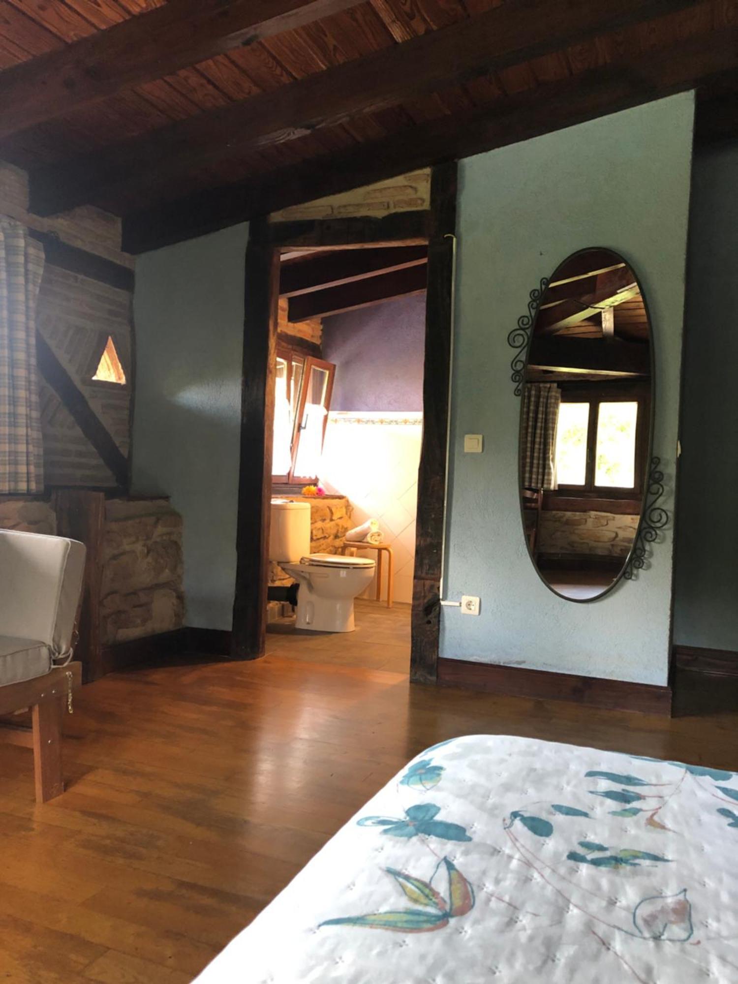 Aristieta Guest House Ajangiz Luaran gambar