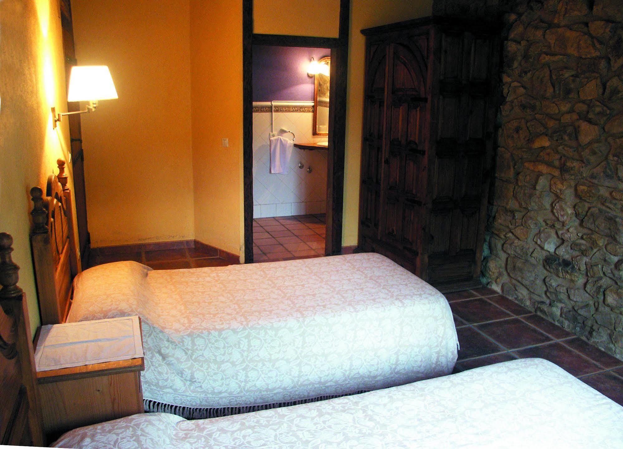 Aristieta Guest House Ajangiz Luaran gambar
